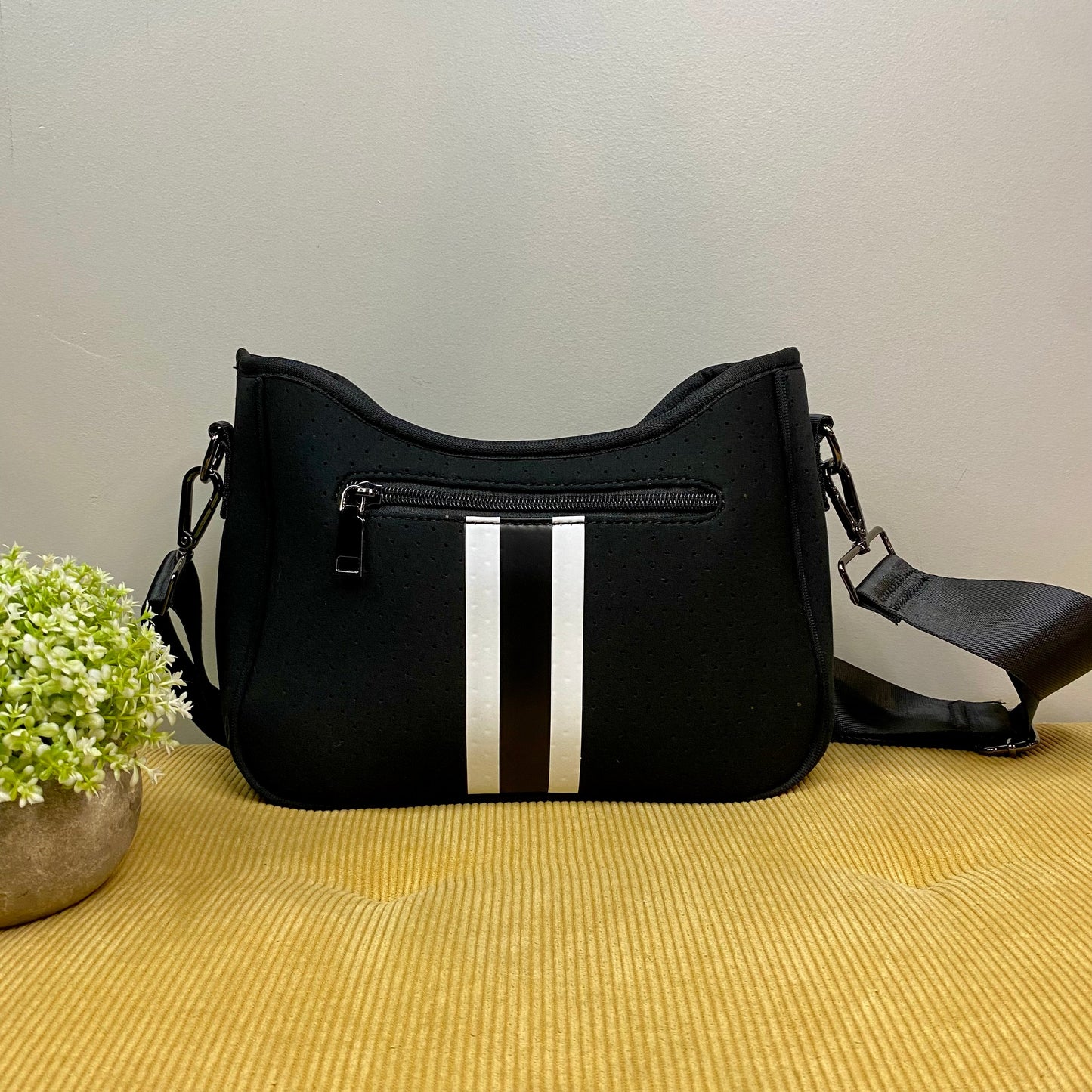 Neoprene Purse - Black